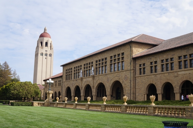 スタンフォード大学校舎写真